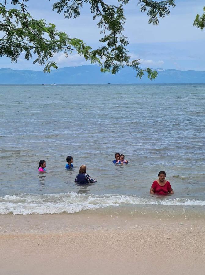 Calatagan'S Bahay Kubo - With Beach Access Batangas Exteriör bild